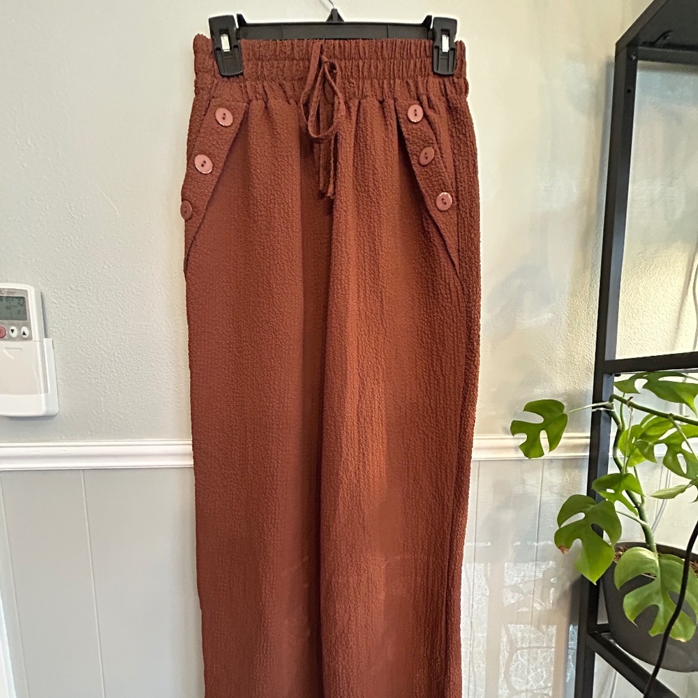 Fun dress up or down comfy pants - Picture 1 of 10